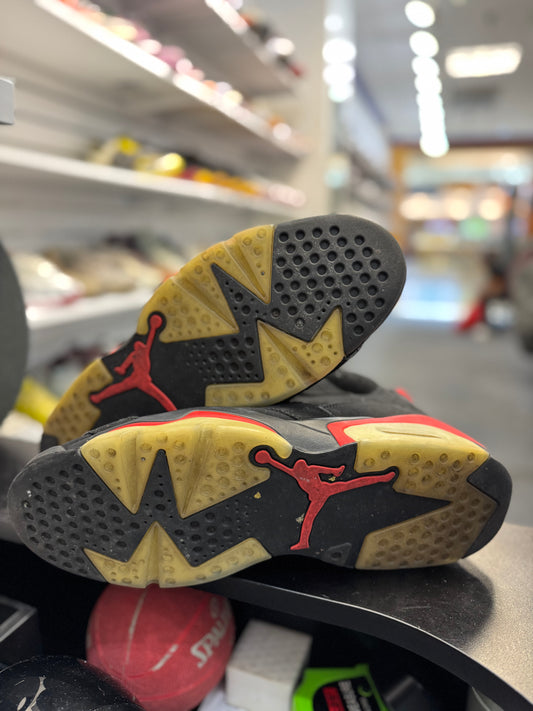 *USED* Jordan 6 Retro Black Infrared (2019)