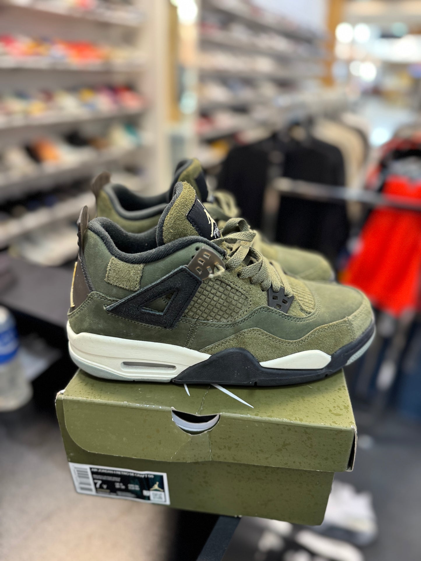 *USED* Jordan 4 Retro SE Craft Medium Olive