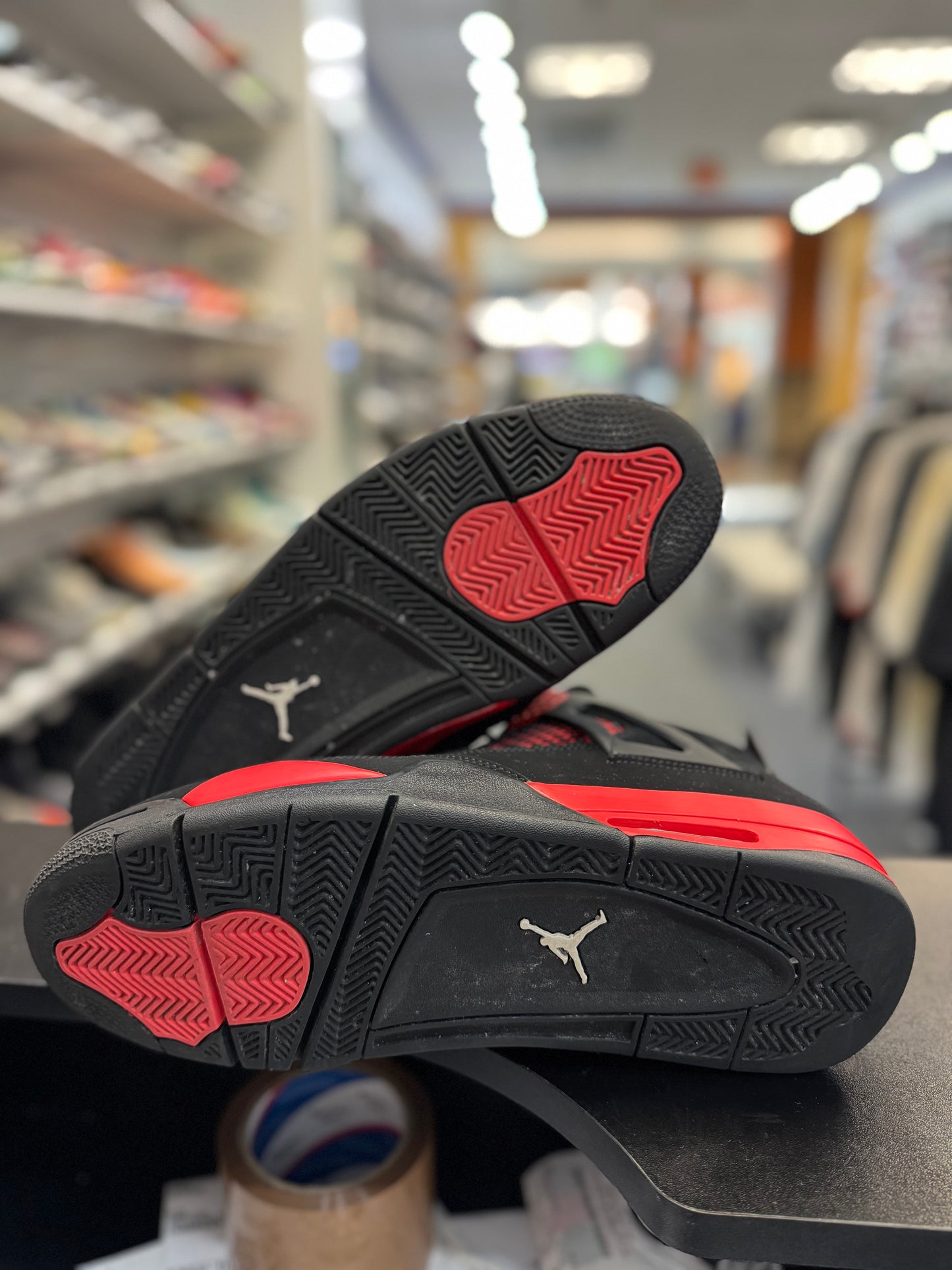 *USED* Jordan 4 Retro Red Thunder