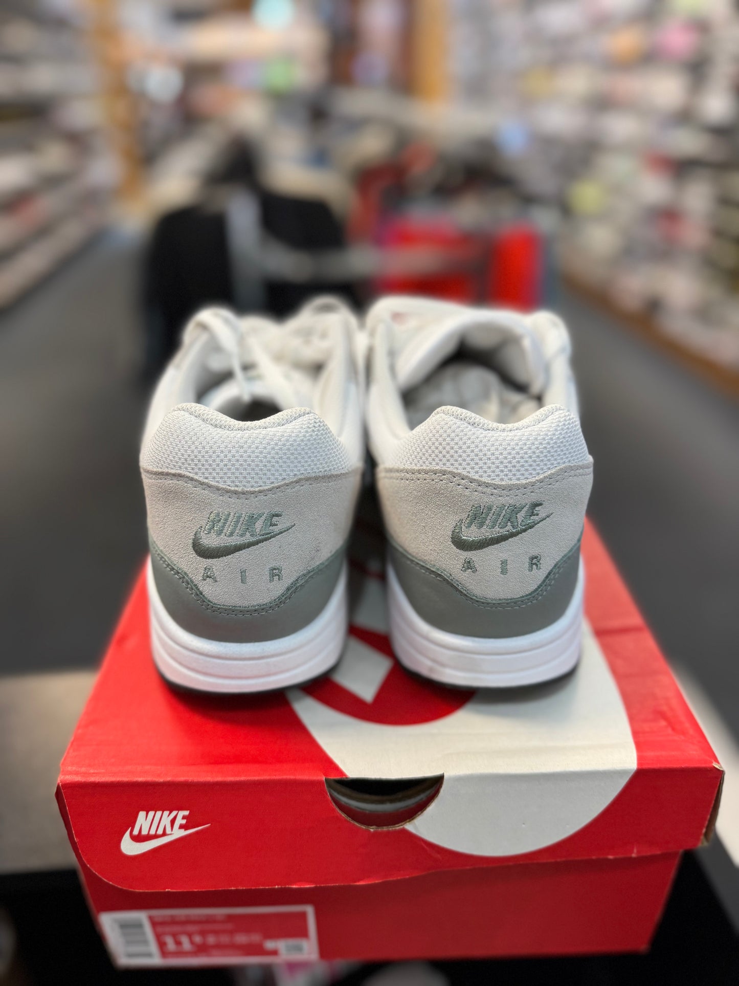 *USED* Nike Air Max 1 White Mica Green