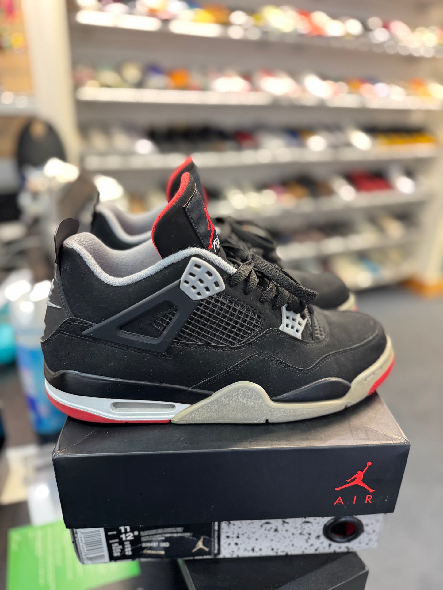 *USED* Jordan 4 Retro Bred (2019)