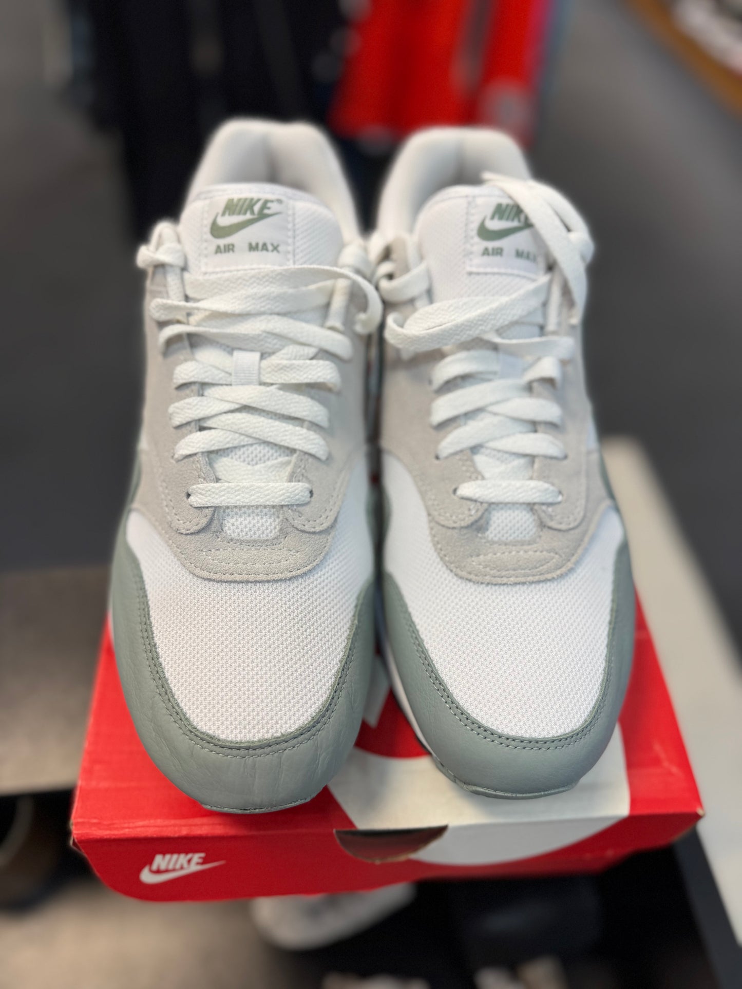 *USED* Nike Air Max 1 White Mica Green