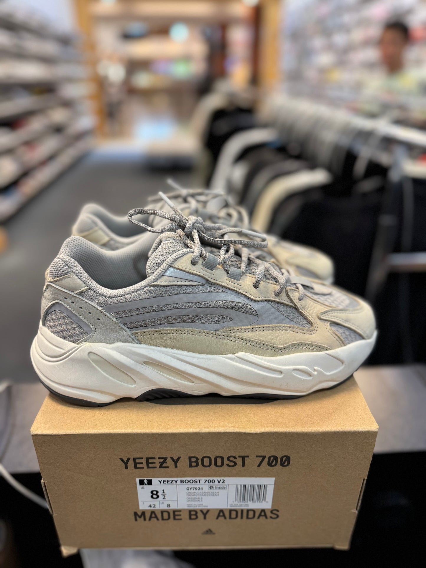 *USED* adidas Yeezy Boost 700 V2 Cream