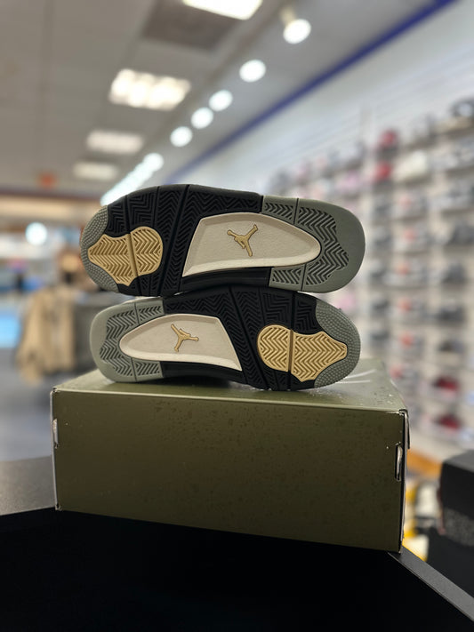*USED* Jordan 4 Retro SE Craft Medium Olive