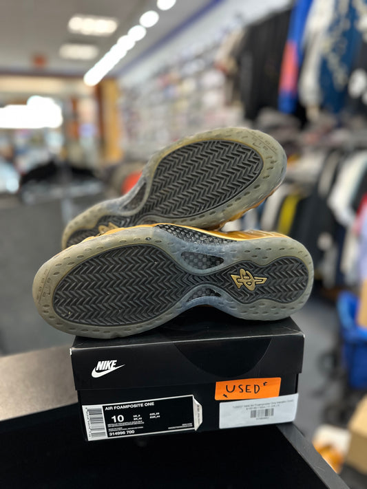*USED* Nike Air Foamposite One Metallic Gold