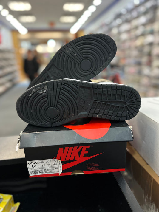 *USED* Jordan 1 Retro High Patent Gold Toe