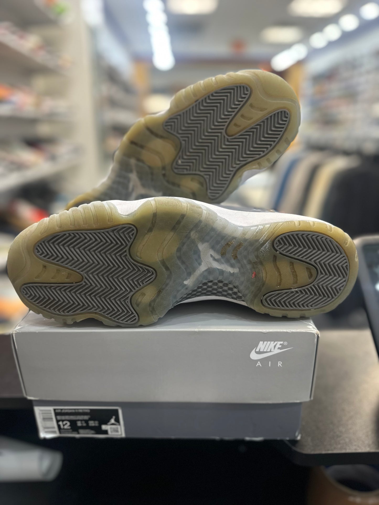*USED* Jordan 11 Retro Cool Grey (2021)