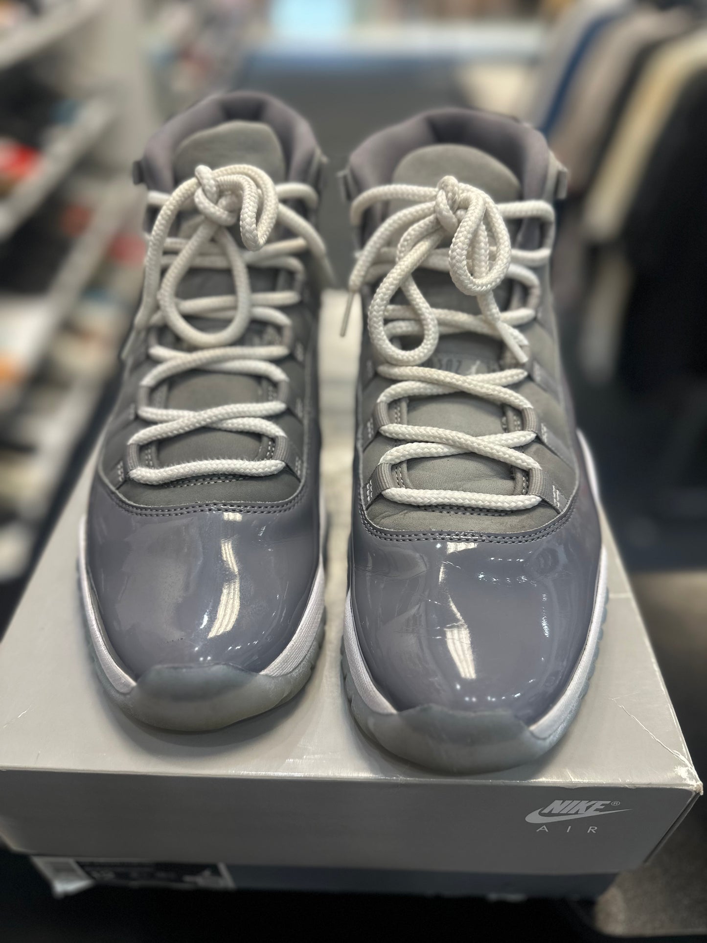 *USED* Jordan 11 Retro Cool Grey (2021)
