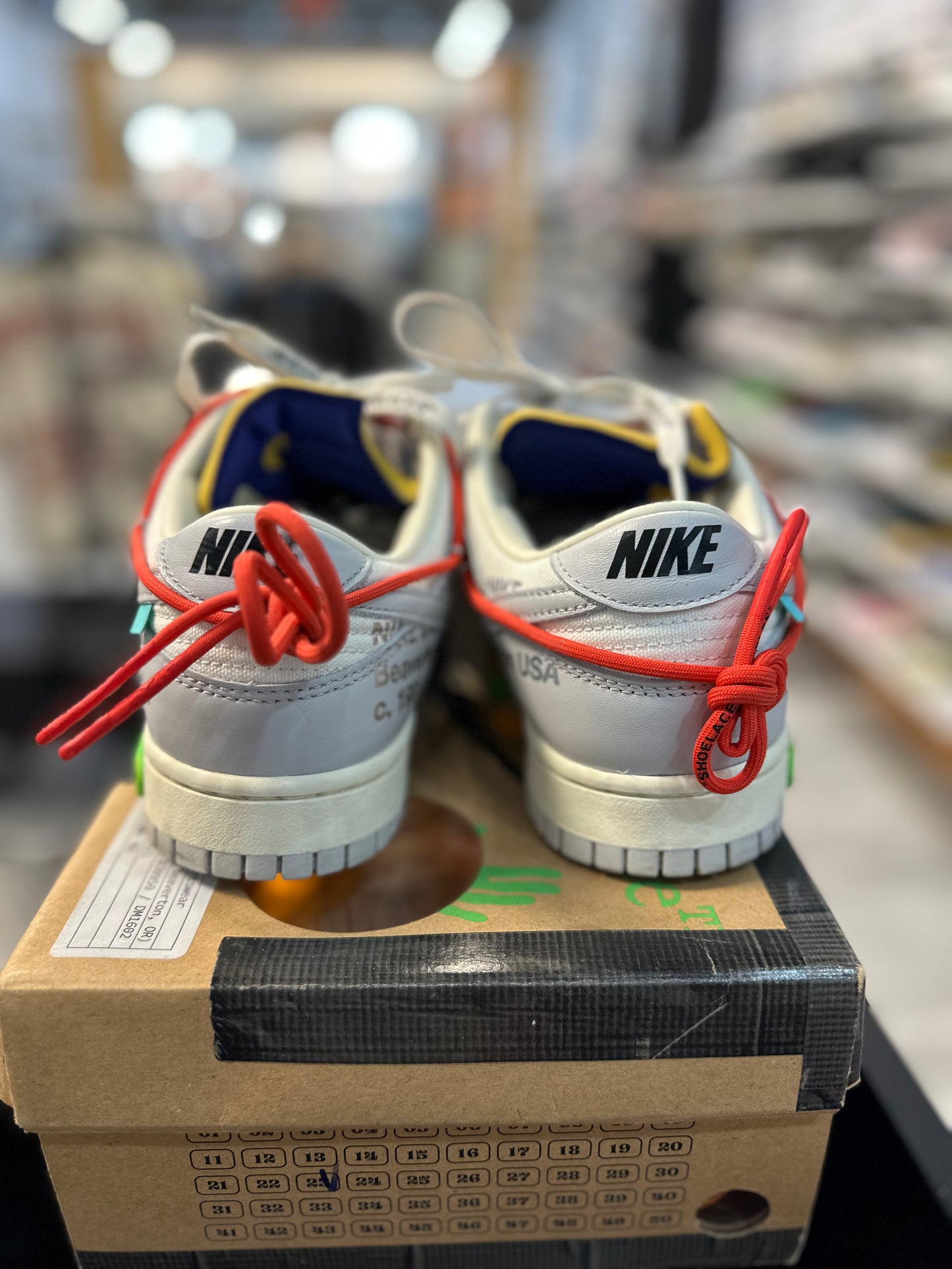 *USED* Nike Dunk Low Off-White Lot 23