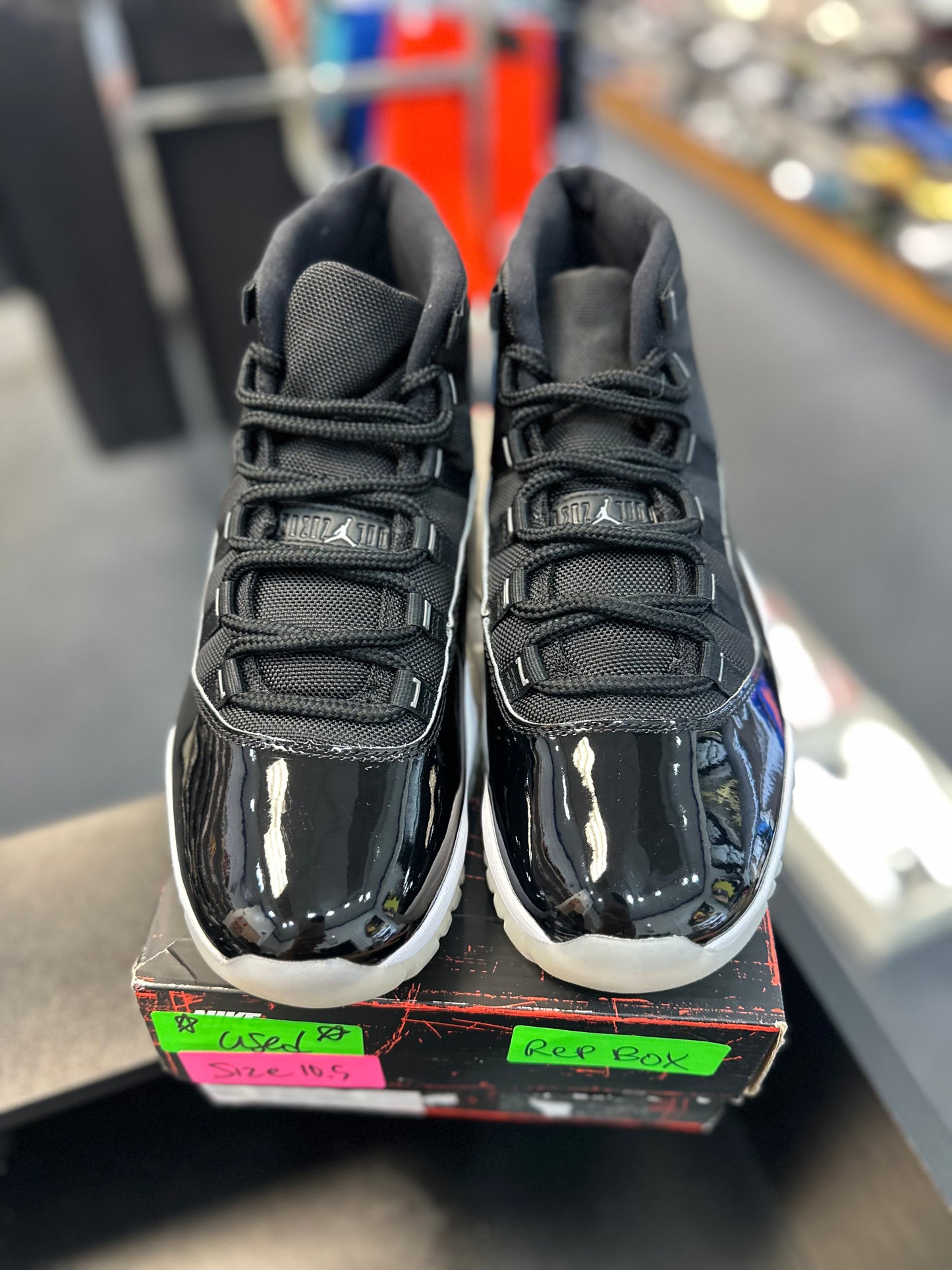 *USED* Jordan 11 Retro Jubilee 25th Anniversary
