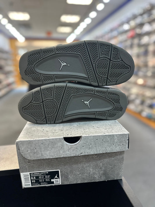 *USED* Jordan 4 Retro SE Paris Olympics Wet Cement