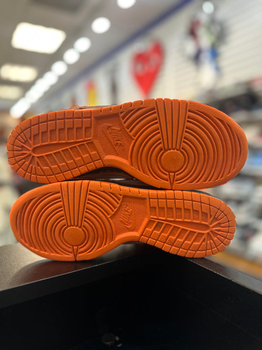 *USED* Nike SB Dunk Low Concepts Orange Lobster