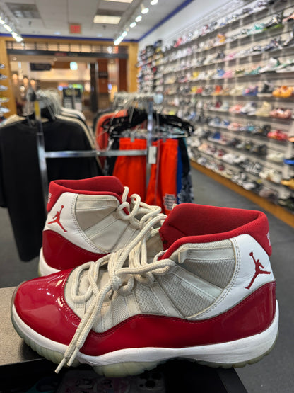 *USED*  Jordan 11 Retro Cherry (2022)