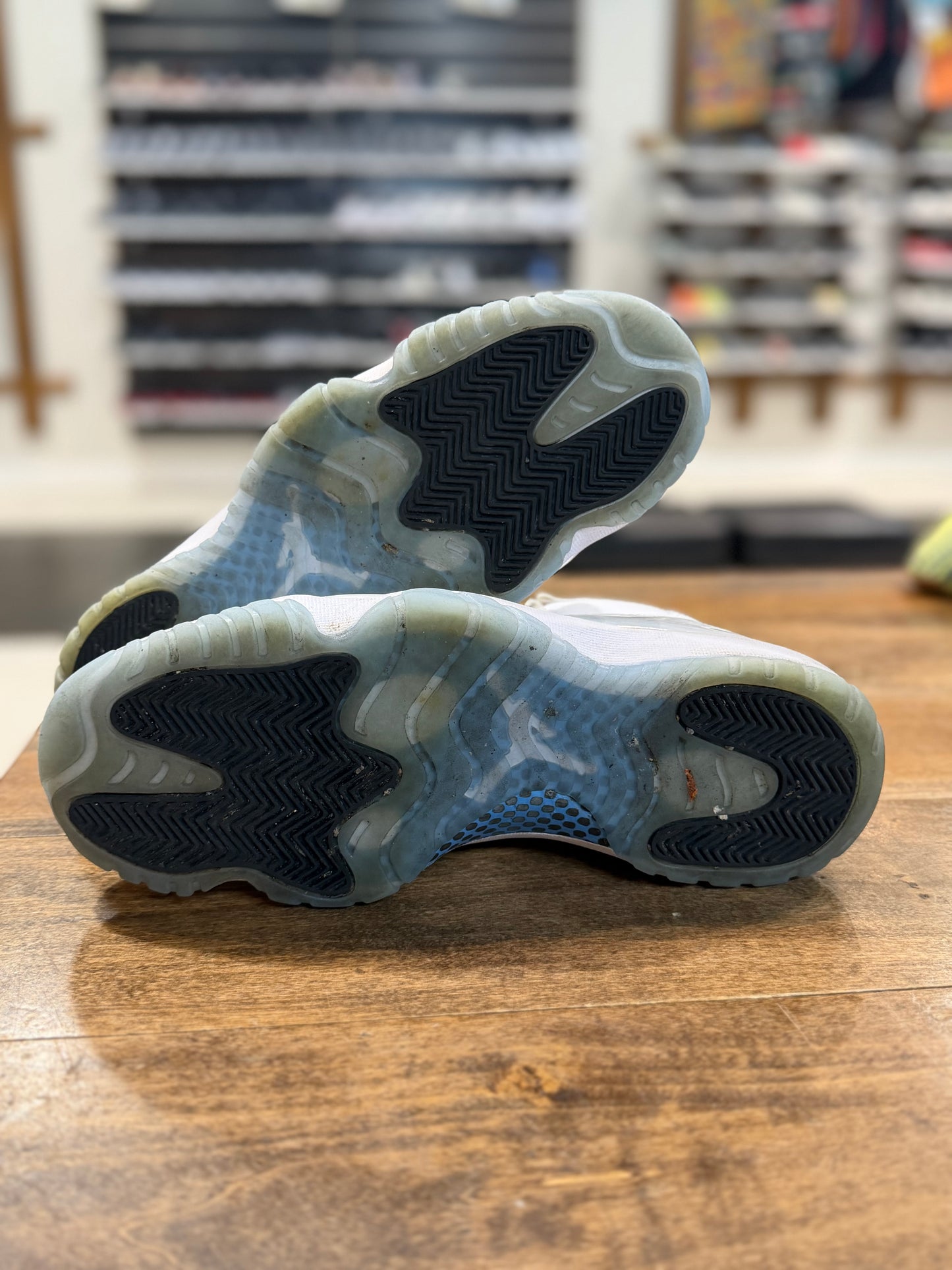 *USED* Jordan 11 Retro Legend Blue (2024)