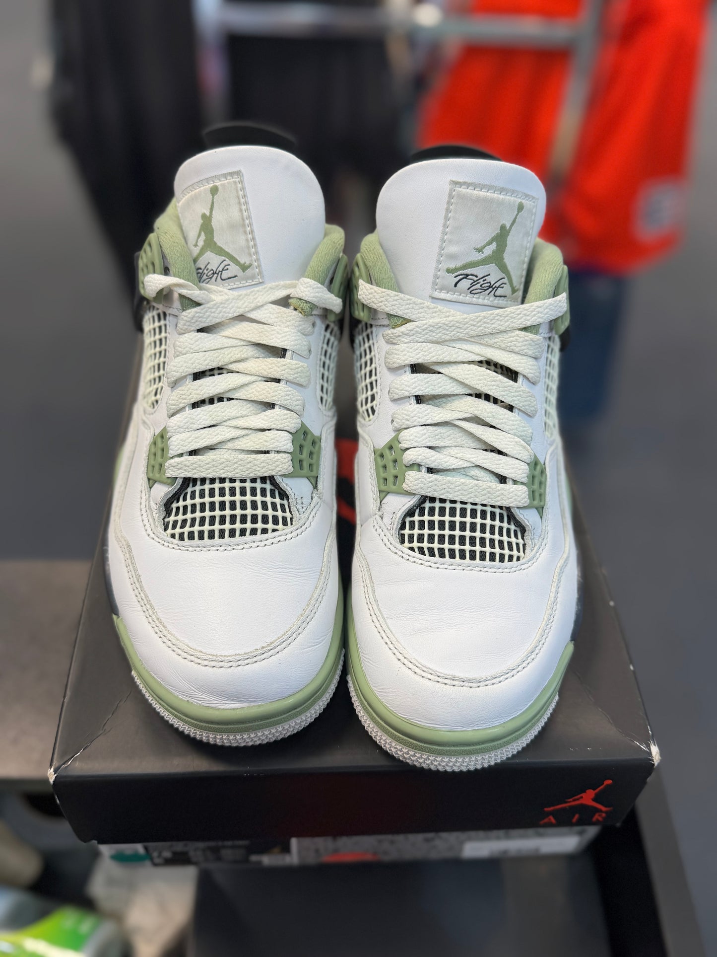 *USED* Jordan 4 Retro Seafoam