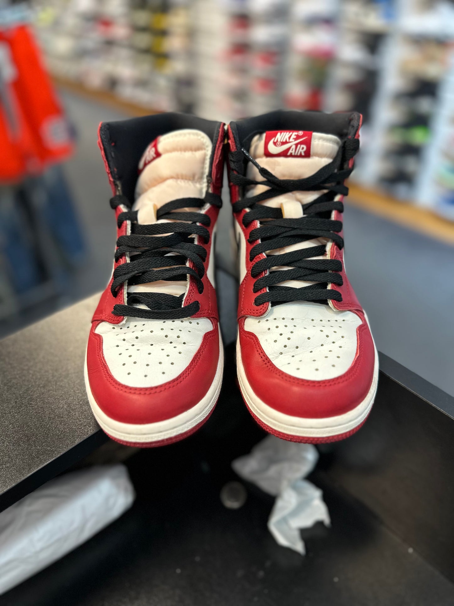*USED* Jordan 1 Retro High OG Chicago Lost & Found