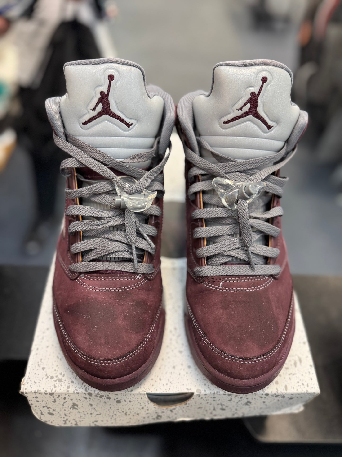 *USED* Jordan 5 Retro Burgundy (2023)