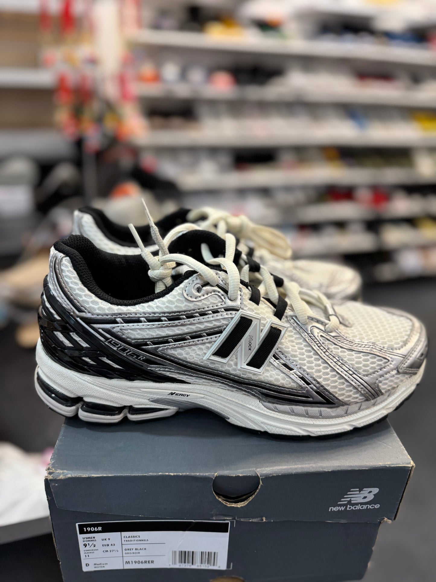 *USED* New Balance 1906R Silver Black