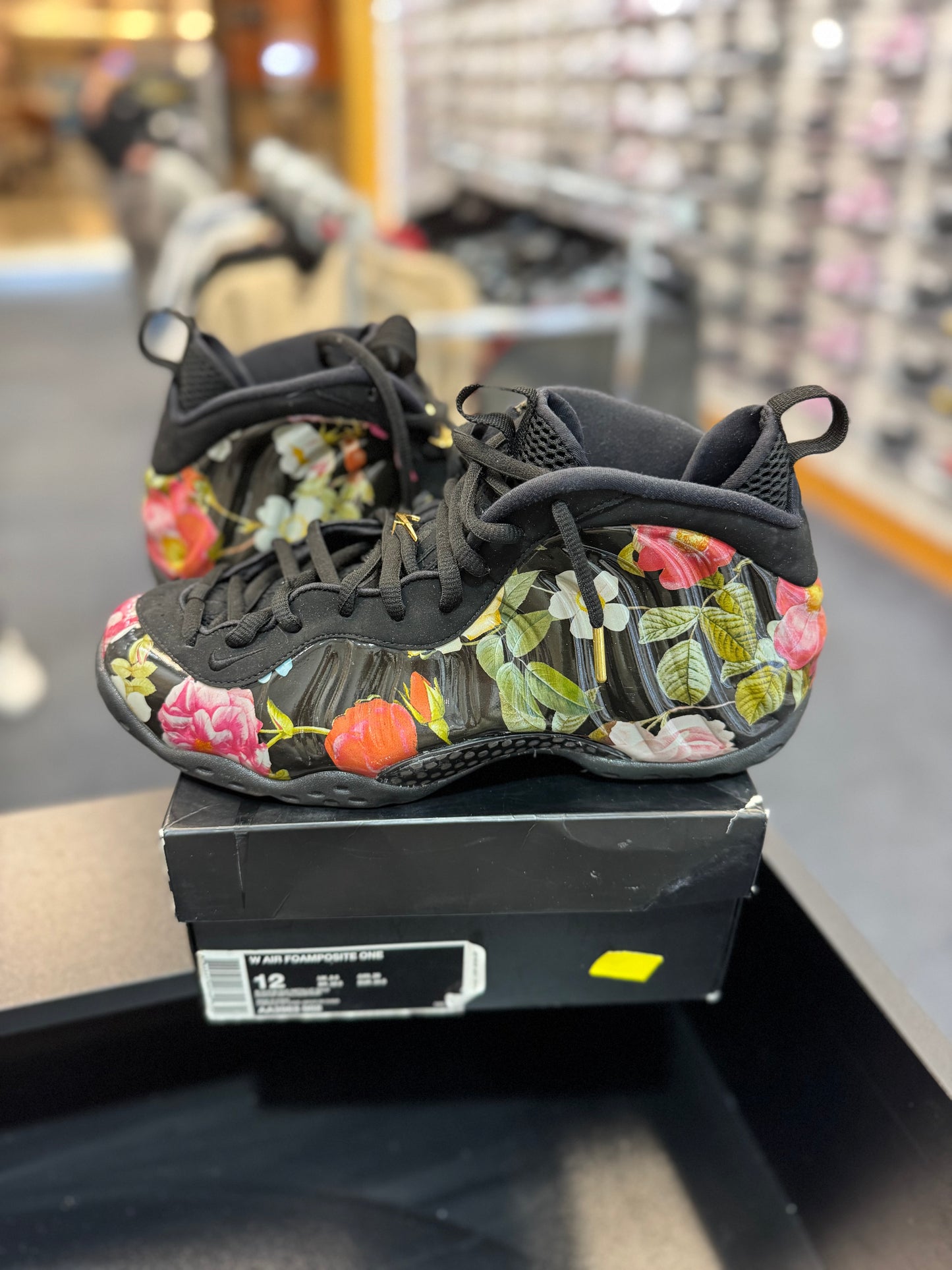 *USED* Nike Air Foamposite One Floral