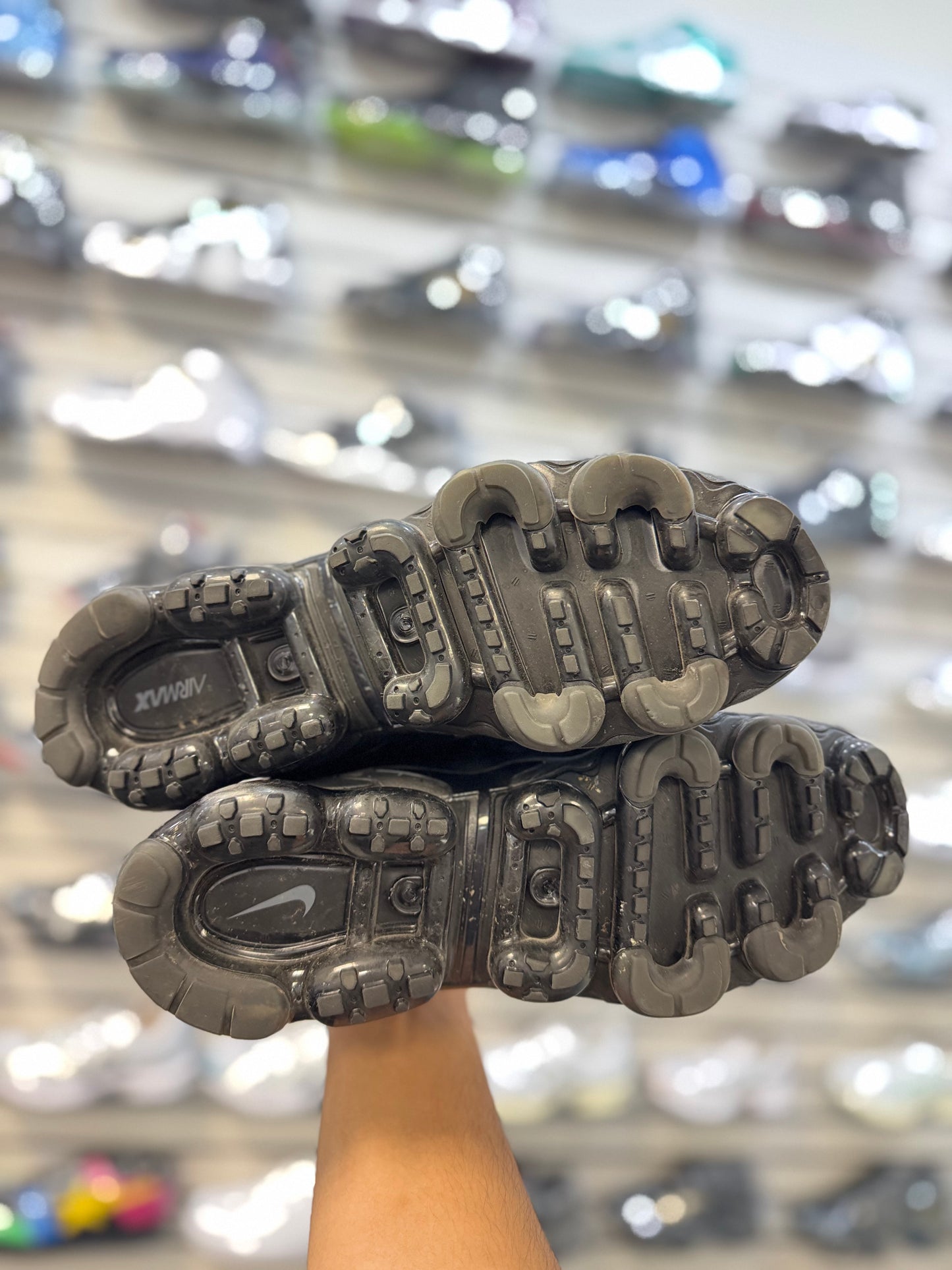 *USED* Nike Air Vapormax Plus Triple Black