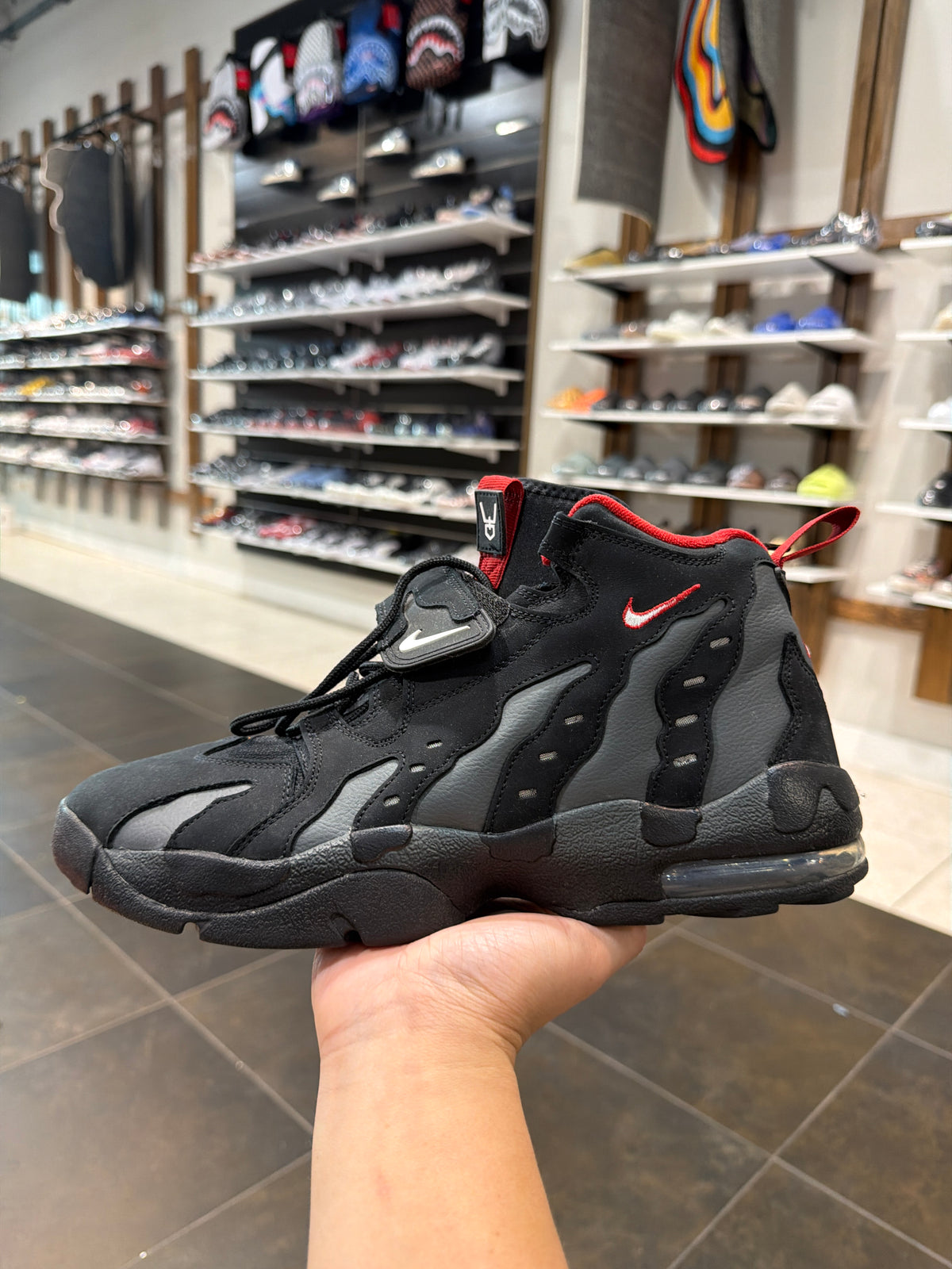 *USED* Nike DT Falcon (Copy)