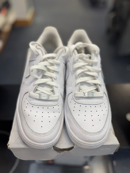 *USED* Nike Air Force 1 Low Triple White (GS)