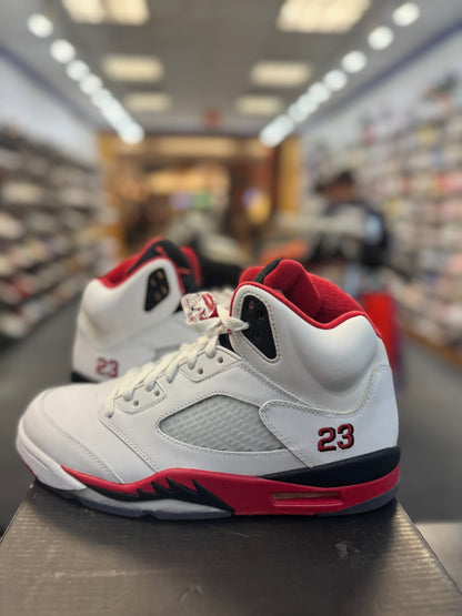 *USED* Jordan 5 Retro Fire Red Black Tongue (2013)