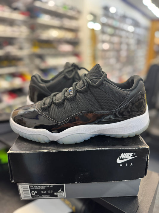 *USED* Jordan 11 Retro Low Space Jam