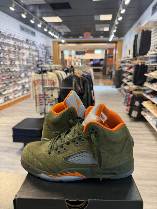 *USED* Jordan 5 Retro Olive (2024) (GS)