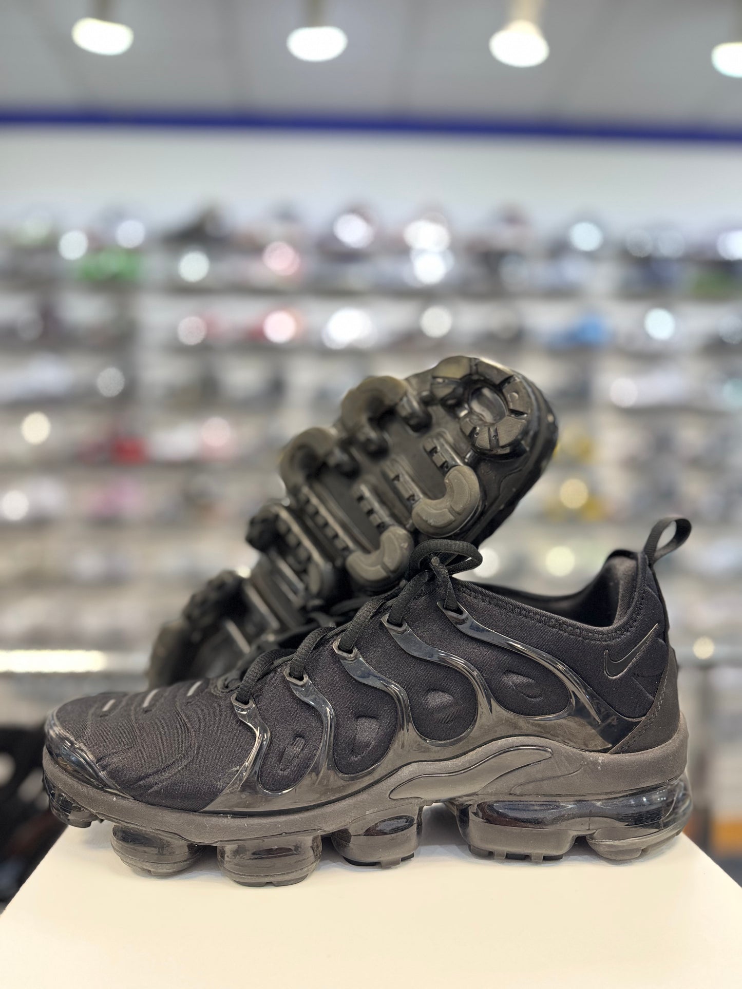 *USED* Nike Air Vapormax Plus Triple Black