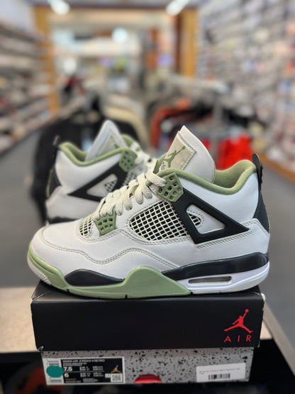 *USED* Jordan 4 Retro Seafoam
