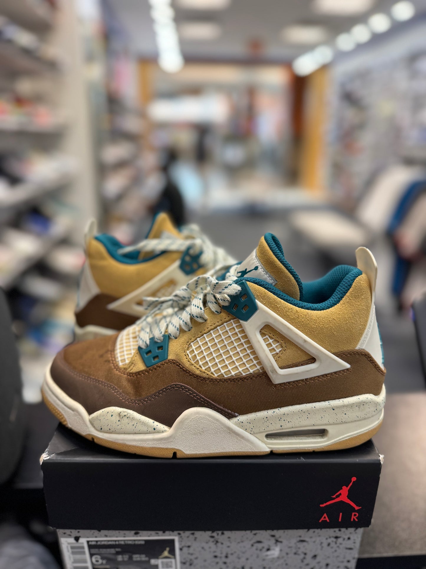 *USED* Jordan 4 Retro Cacao Wow (GS)