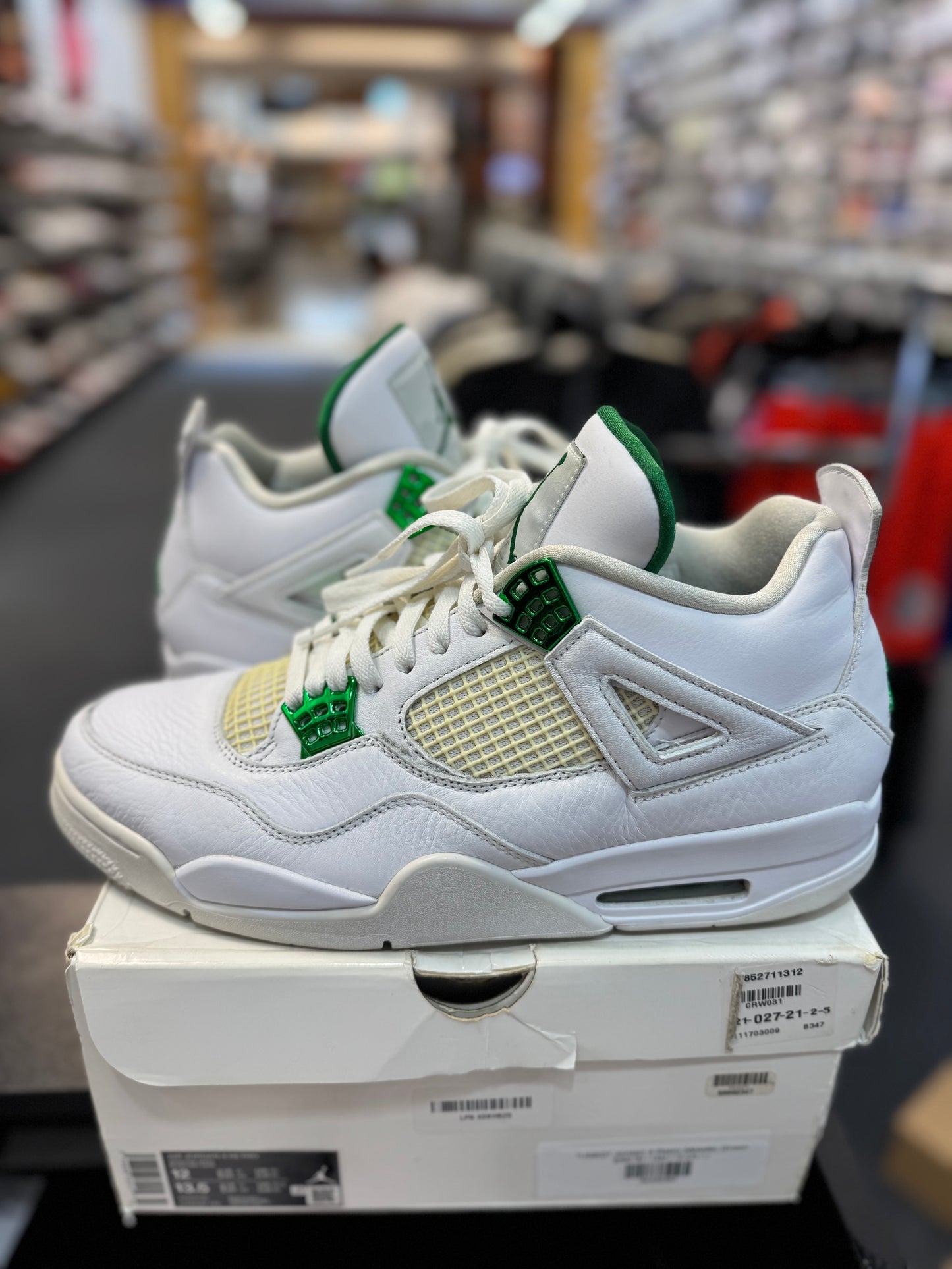 *USED* Jordan 4 Retro Metallic Green