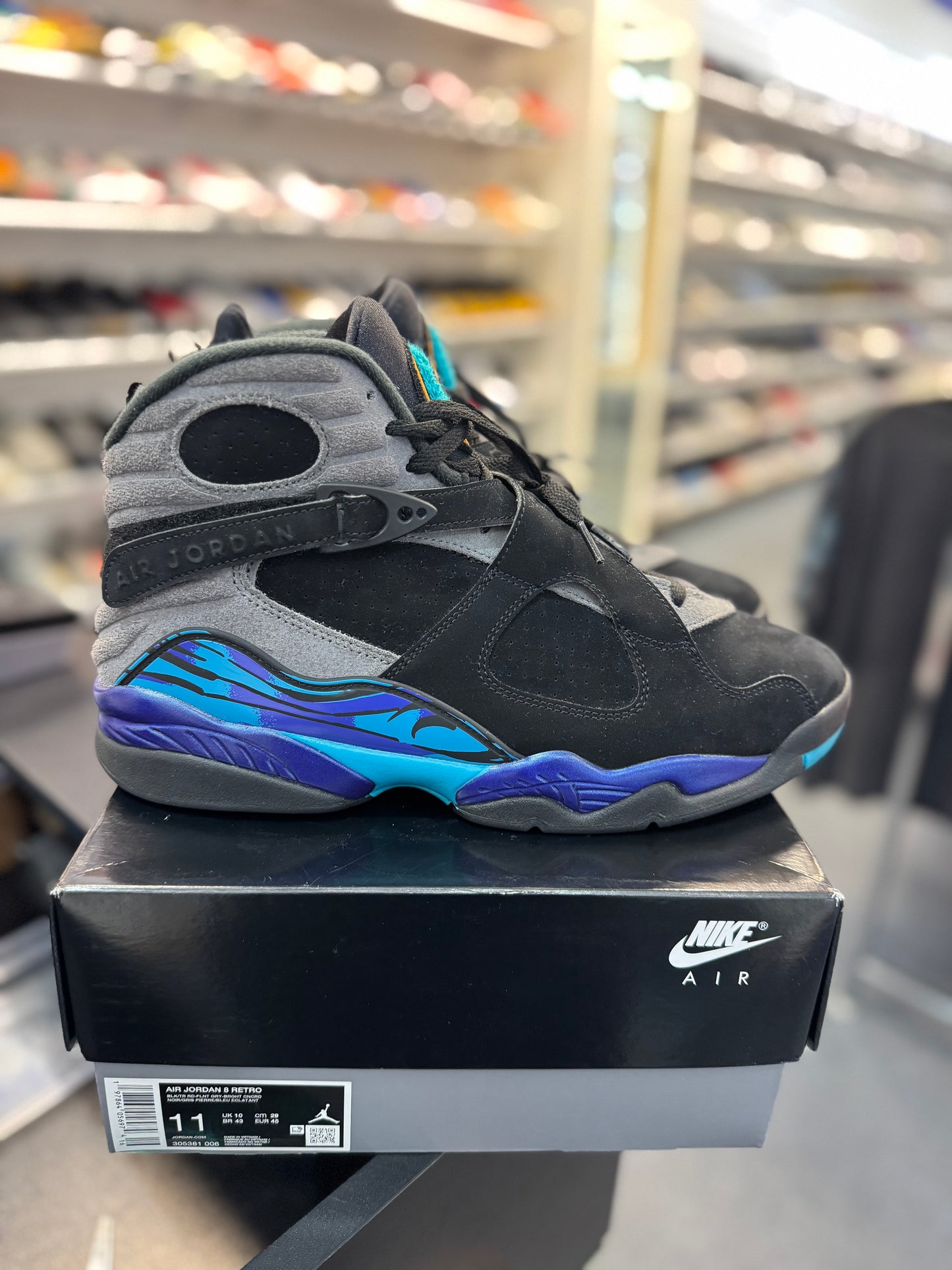 *USED* Jordan 8 Retro Aqua (2025)