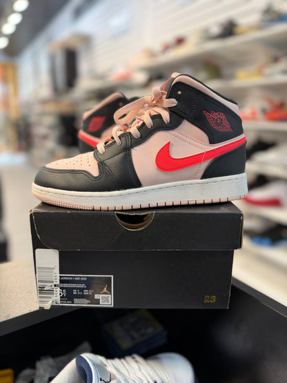 *USED* Jordan 1 Mid Atmosphere