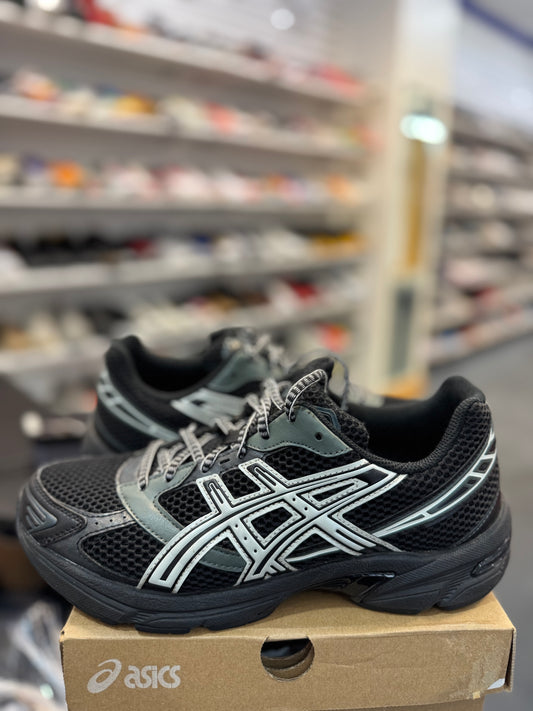 *USED* ASICS Gel-1130 Black Glacier Grey