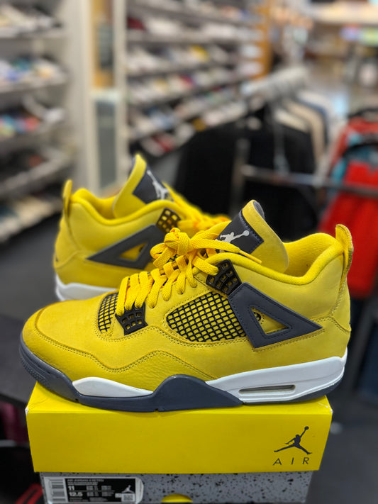 *USED* Jordan 4 Retro Lightning (2021)