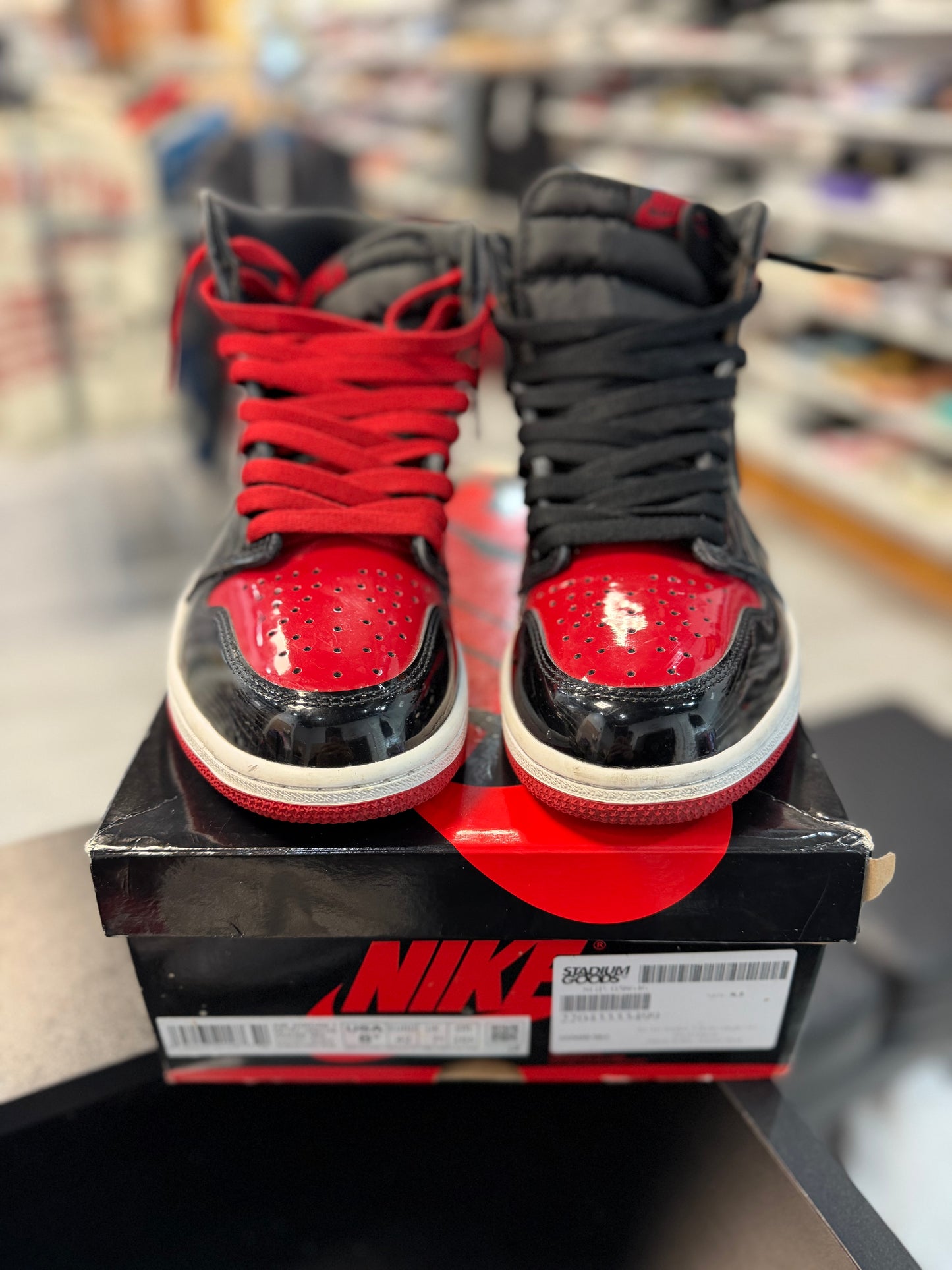 *USED* Jordan 1 Retro High OG Patent Bred