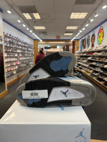 *USED* Jordan 4 Retro University Blue