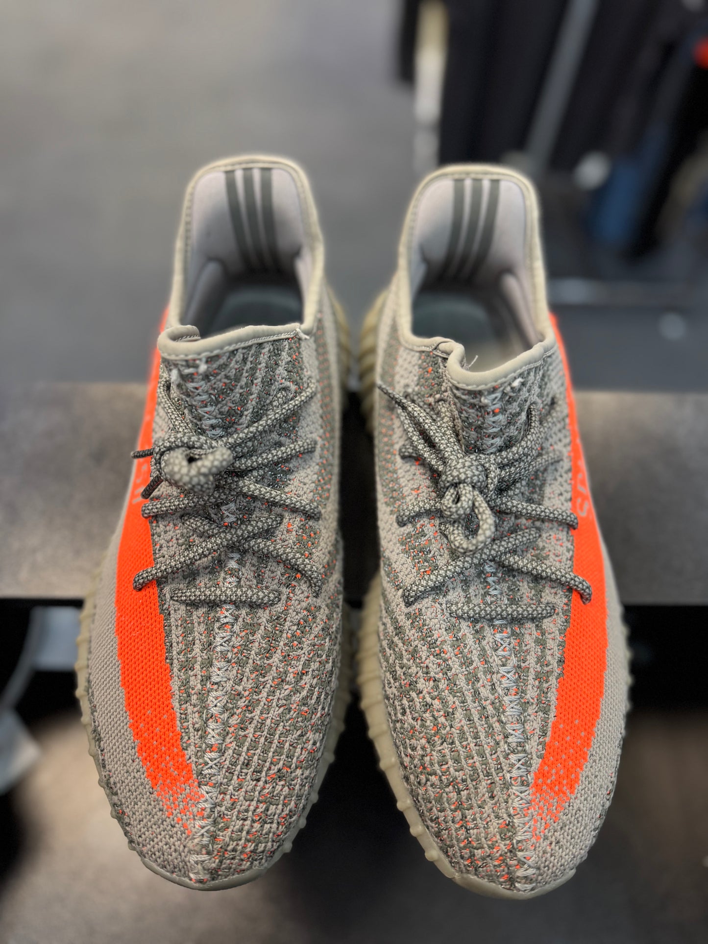 *USED* adidas Yeezy Boost 350 V2 Beluga Reflective