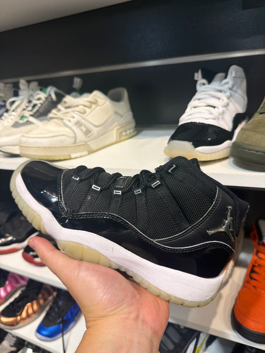 *USED* Jordan 11 Retro Jubilee