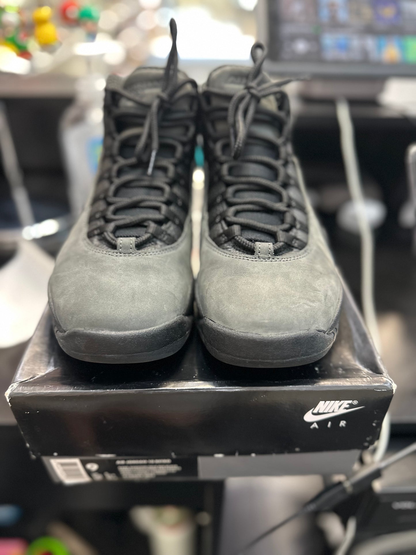 *USED* Jordan 10 Retro Shadow