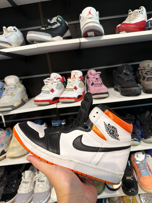 *USED* Jordan 1 Retro High Electro Orange
