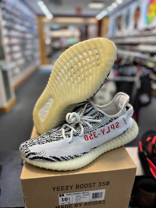 *USED* adidas Yeezy Boost 350 V2 Zebra
