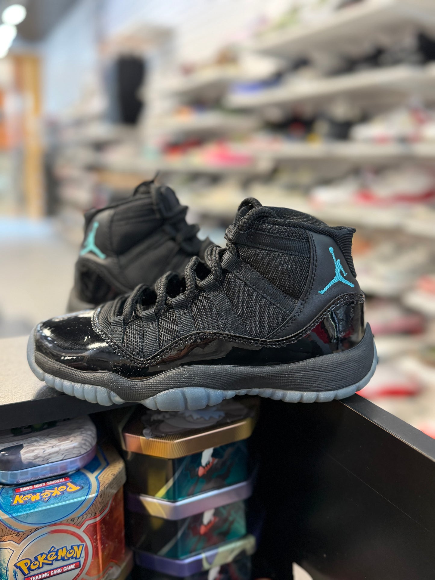 *USED* Jordan 11 Gammas (GS)