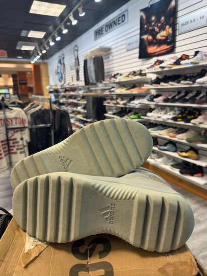 *USED* adidas Yeezy Desert Boot Salt