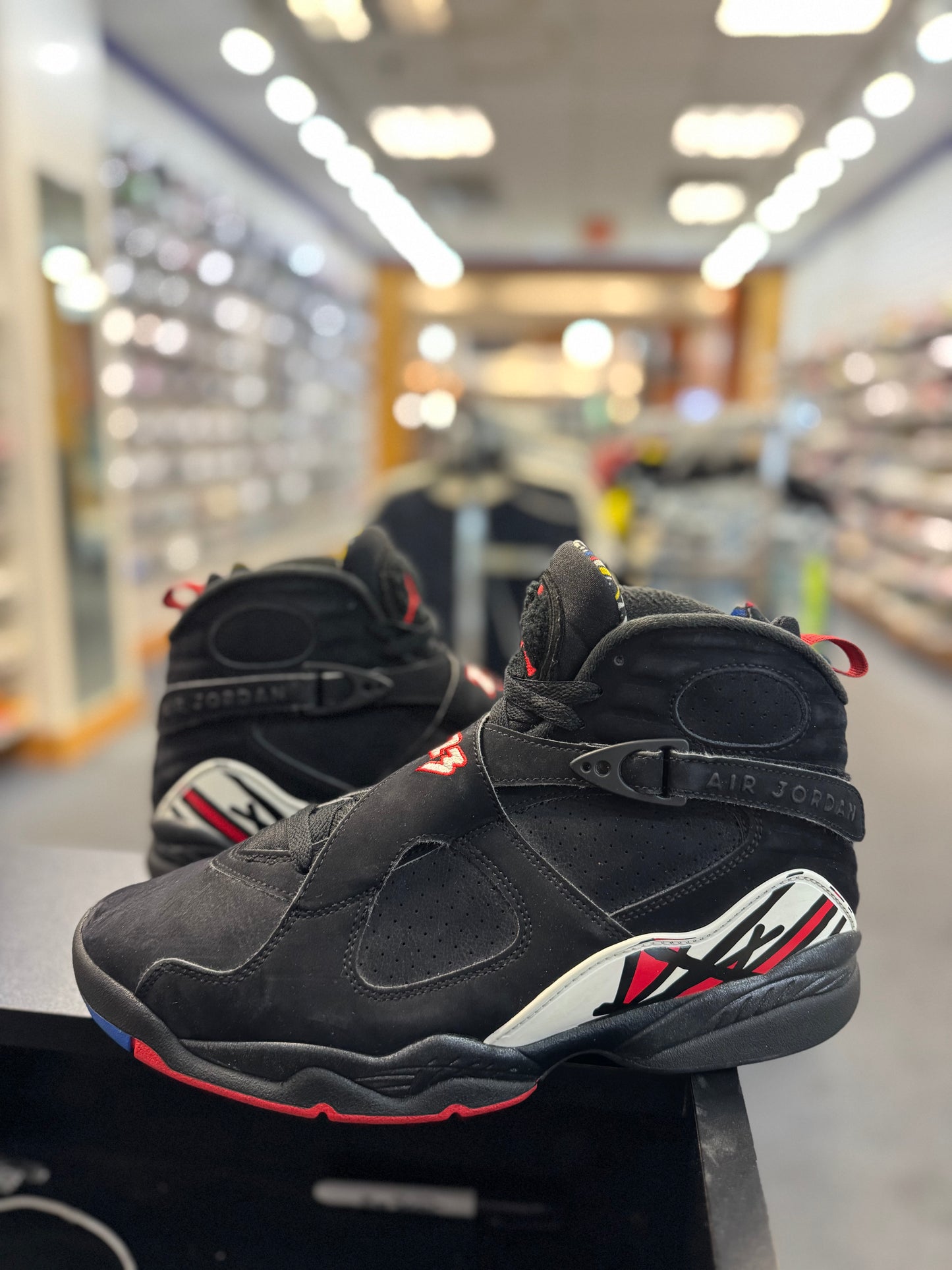 *USED* Jordan 8 Retro Playoffs (2023)