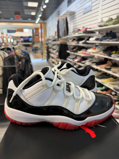 *USED* Jordan 11 Retro Low Concord Bred