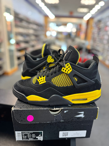 *USED* Jordan 4 Retro Thunder (2023)