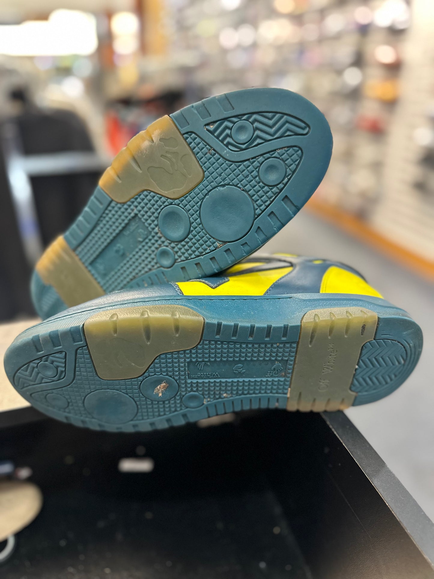 *USED* Off White Sneakers Yellow/Green
